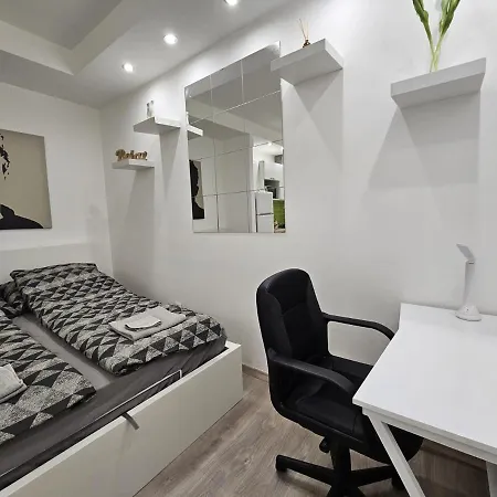 Smart Studio In The Heart Of Budapest Exterior photo